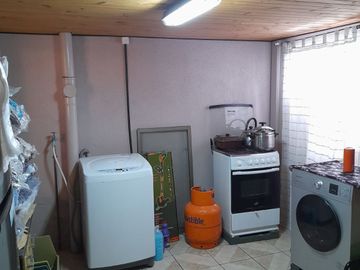 Hermosa y confortable casa esquina