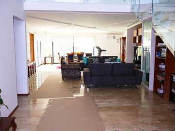 Casa Residencial en Venta, Clúster 333, Lomas de Angelopolis l, Puebla.