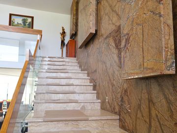 Casa Residencial en Venta, Clúster 333, Lomas de Angelopolis l, Puebla.