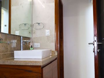 Casa Residencial en Venta, Clúster 333, Lomas de Angelopolis l, Puebla.
