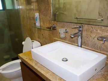 Casa Residencial en Venta, Clúster 333, Lomas de Angelopolis l, Puebla.