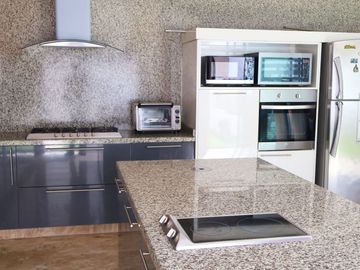 Casa Residencial en Venta, Clúster 333, Lomas de Angelopolis l, Puebla.