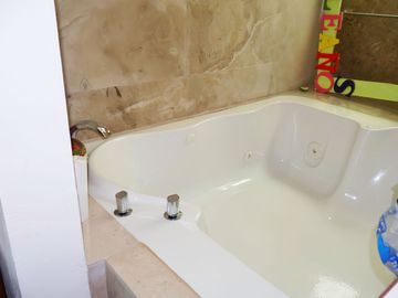 Casa Residencial en Venta, Clúster 333, Lomas de Angelopolis l, Puebla.