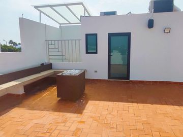 Casa Residencial en Venta, Clúster 333, Lomas de Angelopolis l, Puebla.