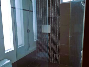 Vendo linda casa en av. Reusche, Pachacamac