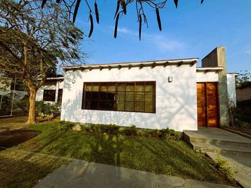 Vendo linda casa en av. Reusche, Pachacamac