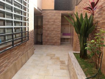 VENTA DE DPTO TIPO CASA EN URB. COVIDA -  LOS OLIVOS