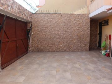 VENTA DE DPTO TIPO CASA EN URB. COVIDA -  LOS OLIVOS