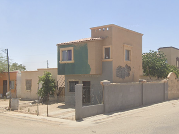 Casa en Venta ¡excelente Inversión! Única Oportunidad De Adquirir Esta Propiedad MUY CERCA DE LA FRONTERA ......
