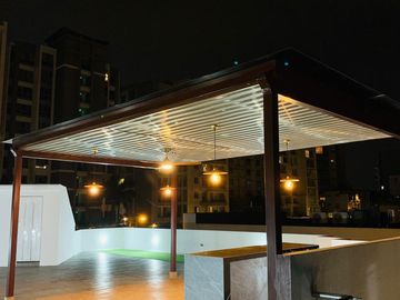 Venta casa, Urbanización Tenis Club, cerca Plaza Navona, Samborondon, Guayaquil