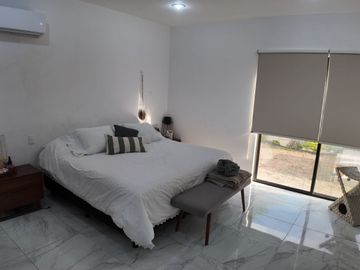SE VENDE CASA EN REAL MONTEJO, MÉRIDA. CASA CON 3 RECAMARAS COMPLETAS, PISCINA Y PANELES SOLARES.