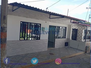 CASA REMODELADA VIA ACACIAS