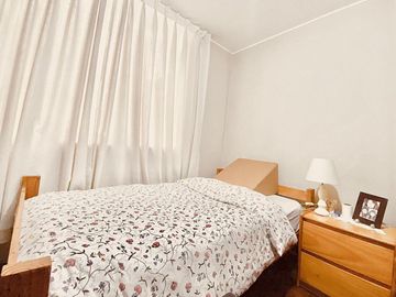Venta de Amplio y Confortable Departamento Frente a Parque