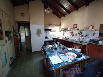 Castelar Norte - Venta - Casa 4 Ambientes