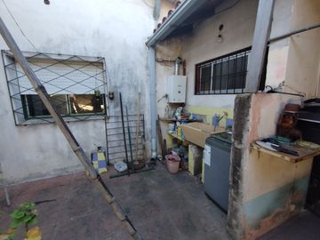 Castelar Norte - Venta - Casa 4 Ambientes