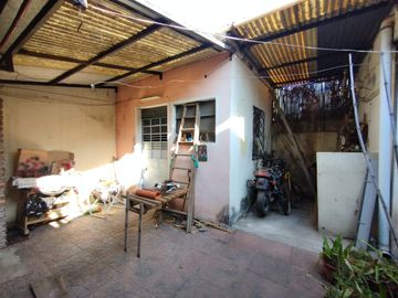 Castelar Norte - Venta - Casa 4 Ambientes