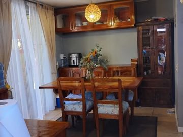 SE VENDE CASA 123M2 PADRE HURTADO , 2DORMITORIOS Y DOS BAÑOS.