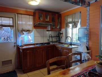 SE VENDE CASA 123M2 PADRE HURTADO , 2DORMITORIOS Y DOS BAÑOS.