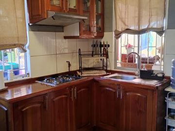 SE VENDE CASA 123M2 PADRE HURTADO , 2DORMITORIOS Y DOS BAÑOS.