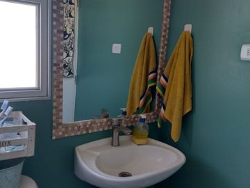 SE VENDE CASA 123M2 PADRE HURTADO , 2DORMITORIOS Y DOS BAÑOS.