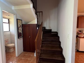 OPORTUNIDAD!!! HERMOSA CASA EN VENTA. SECTOR OCHOA LEON!!!