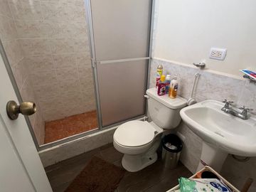 OPORTUNIDAD!!! HERMOSA CASA EN VENTA. SECTOR OCHOA LEON!!!
