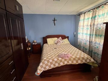 OPORTUNIDAD!!! HERMOSA CASA EN VENTA. SECTOR OCHOA LEON!!!