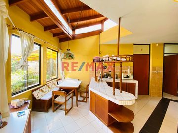 ID: 1104932 ¡Venta De Espectacular Casa De 550 M² En El Sol De La Molina!