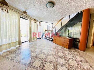 ID: 1104932 ¡Venta De Espectacular Casa De 550 M² En El Sol De La Molina!