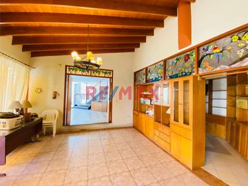 ID: 1104932 ¡Venta De Espectacular Casa De 550 M² En El Sol De La Molina!