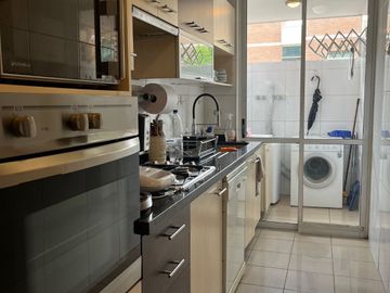 EXCELENTE DEPARTAMENTO EN VENTA EN VITACURA