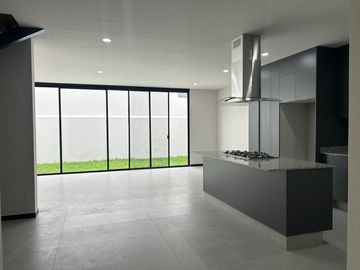 SE VENDE CASA LOS ALMENDROS RESIDENCIAL $6,695,000.00 ZONA VALDEPEÑAS CAÑADAS SAN ISIDRO ZAPOPAN