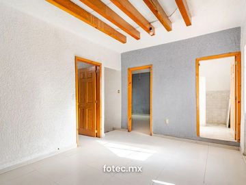 CASA CON USO DE SUELO COMERCIAL EN VENTA COL. DEL VALLE