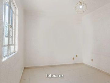 CASA CON USO DE SUELO COMERCIAL EN VENTA COL. DEL VALLE