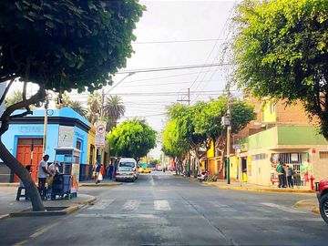 ¡Gran Oportunidad! Casa En Venta A Precio De Terreno Surco/Barranco