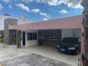 Venta de Casa en Fraccionamiento Pedregal de la Calera, Puebla
