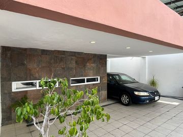 Venta de Casa en Fraccionamiento Pedregal de la Calera, Puebla