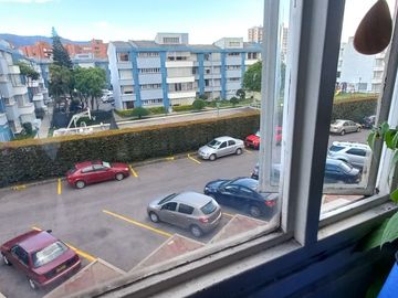 VENDEMOS APTO FLORESTA