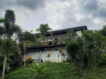 House and Lot for Sale at Mandala Subdivision, Timberland Heights, San Mateo Rizal