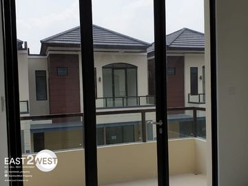 Disewakan Rumah Lavon City Cikupa Tangerang Baru Bagus Murah Unfurnish
