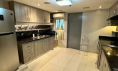 Condo Unit with Parking for Rent/Sale at The Frabella, Makati