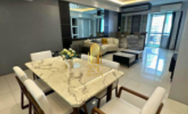 Condo Unit with Parking for Rent/Sale at The Frabella, Makati