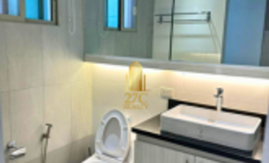 Condo Unit with Parking for Rent/Sale at The Frabella, Makati