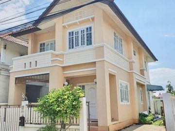 For Sale: 2-Storey Detached House in Sena Green Ville, Bangna-Theparak, Soi Bangpla 2 Quiet and peaceful atmosphere, close to shopping areas. Land are