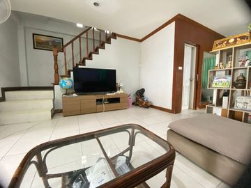 For Sale: 2-Storey Detached House in Sena Green Ville, Bangna-Theparak, Soi Bangpla 2 Quiet and peaceful atmosphere, close to shopping areas. Land are