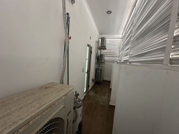 DEPARTAMENTO EN VENTA EN MAZATLAN FRENTE AL MAR (A PIE DE PLAYA) ZONA DORADA, CON ACABADOS DE LUJO, 2 RECAMARAS, VISTA ESPECTACULAR ALBERCA Y ROOF