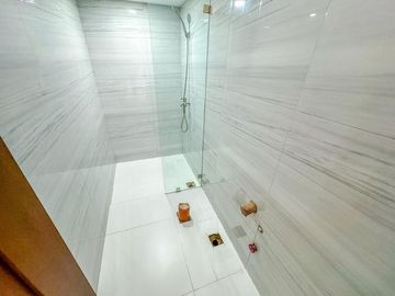 Prime Location Brand New 3 Storey Townhouse For Sale in DBP Village (Exclusive Subd.) Las Pinas