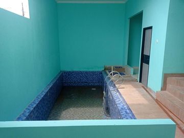 Sell ​​House in Pondok Gede Free Private Swimming Pool 4 Bedroom