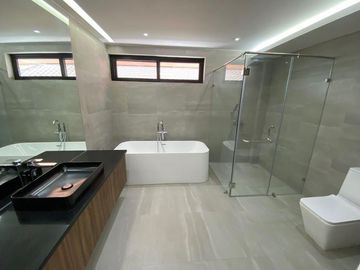 FOR SALE | House and Lot at Ayala Heights Quezon City | 5BR, 4-6 Car Garage | 820 sqm