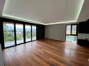 FOR SALE | House and Lot at Ayala Heights Quezon City | 5BR, 4-6 Car Garage | 820 sqm